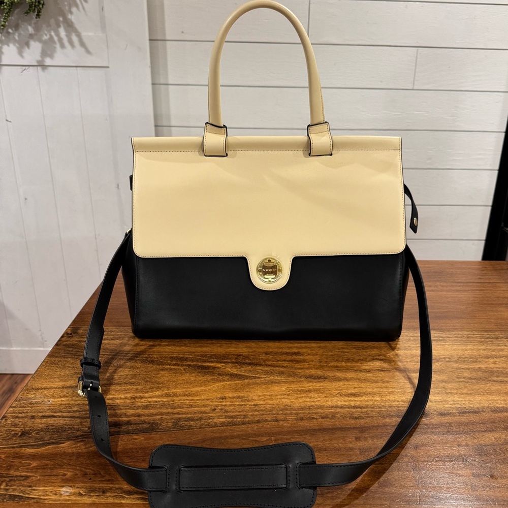NEW without tags!!!Jenna (Emma travel Bag)
